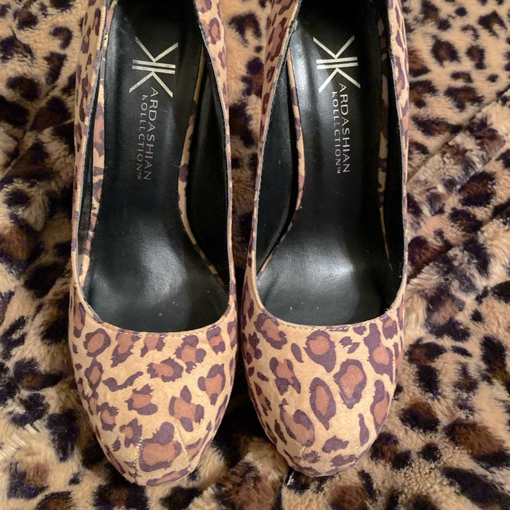 Kardashian Kollection Leopard/Cheetah print heels